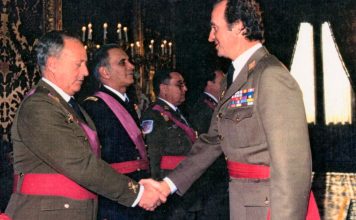 Casinello saluda al rey Juan Carlos