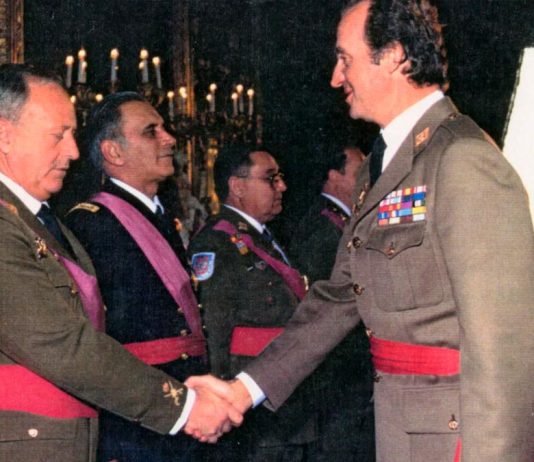 Casinello saluda al rey Juan Carlos