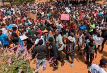 Manifestantes en Beni, en el este de la República Democrática del Congo. | Foto: ONU/George Musubao